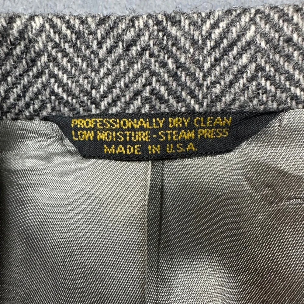 Adams Row Mens Grey Herringbone Wool Blazer Sport Coat Vintage Union Made USA